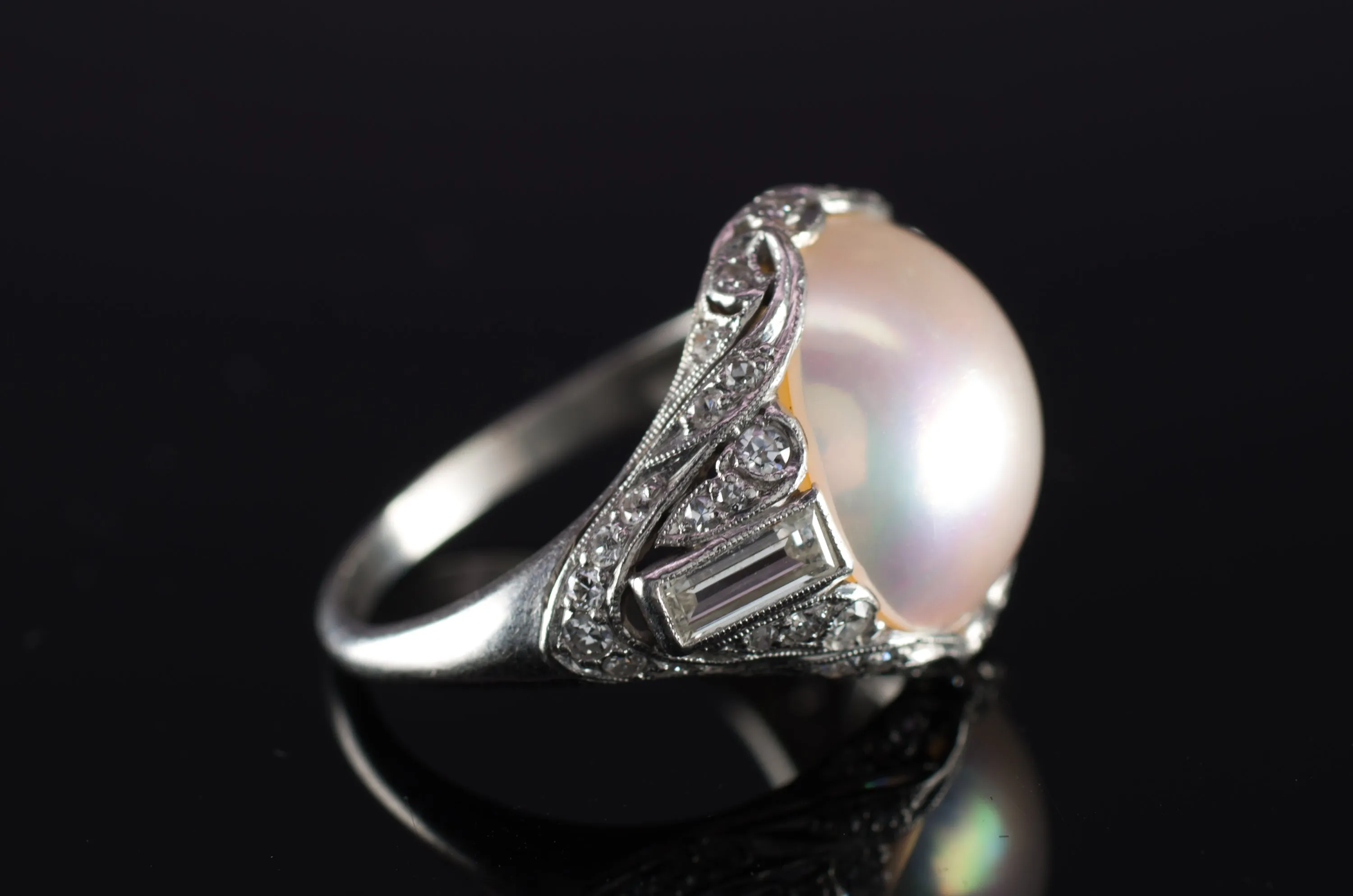 PLATINUM PEARL AND DIAMOND ART DECO RING