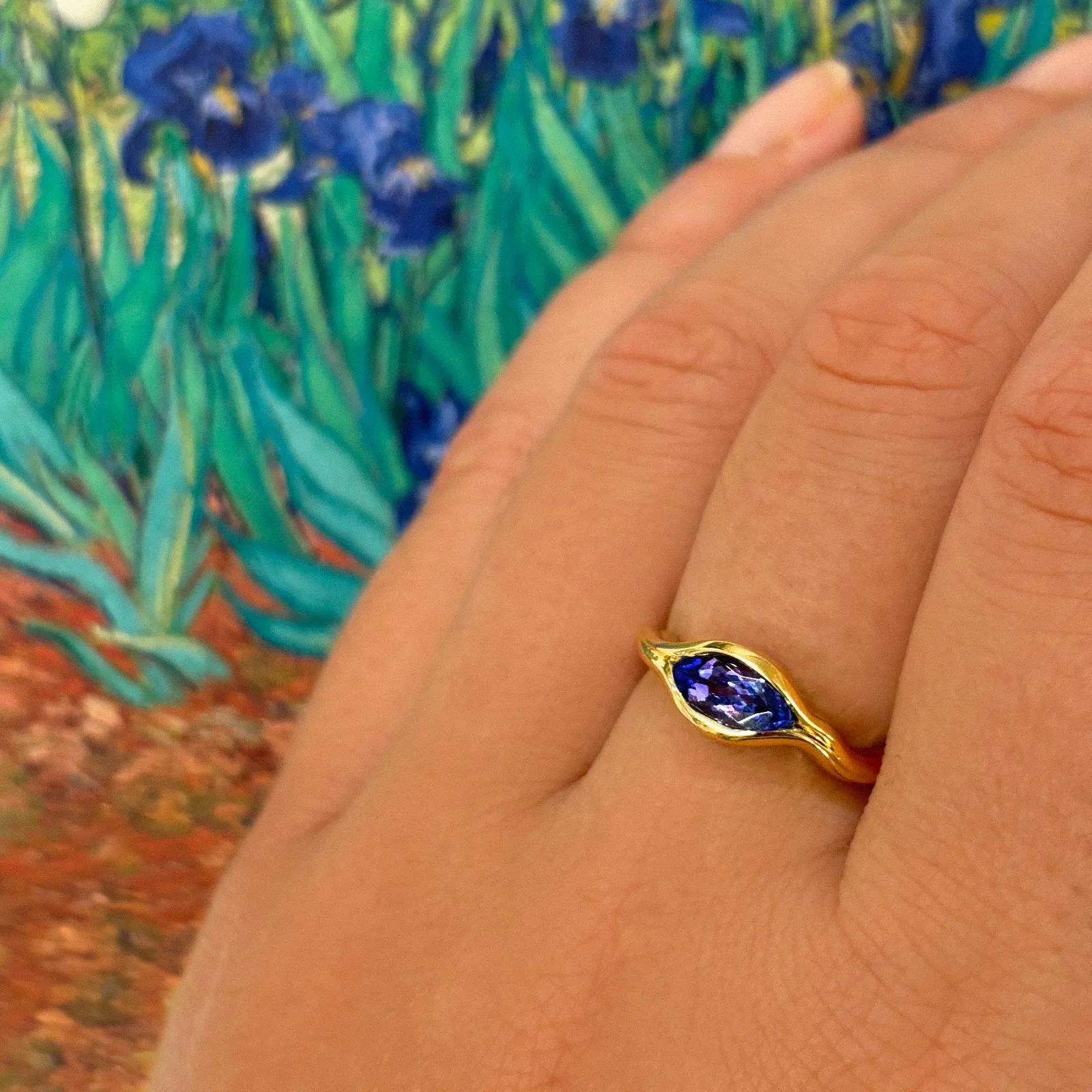Ripple Ring with Tanzanite