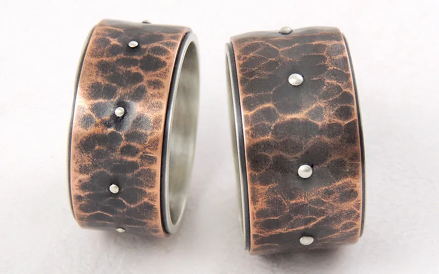 Rustic wide wedding ring set