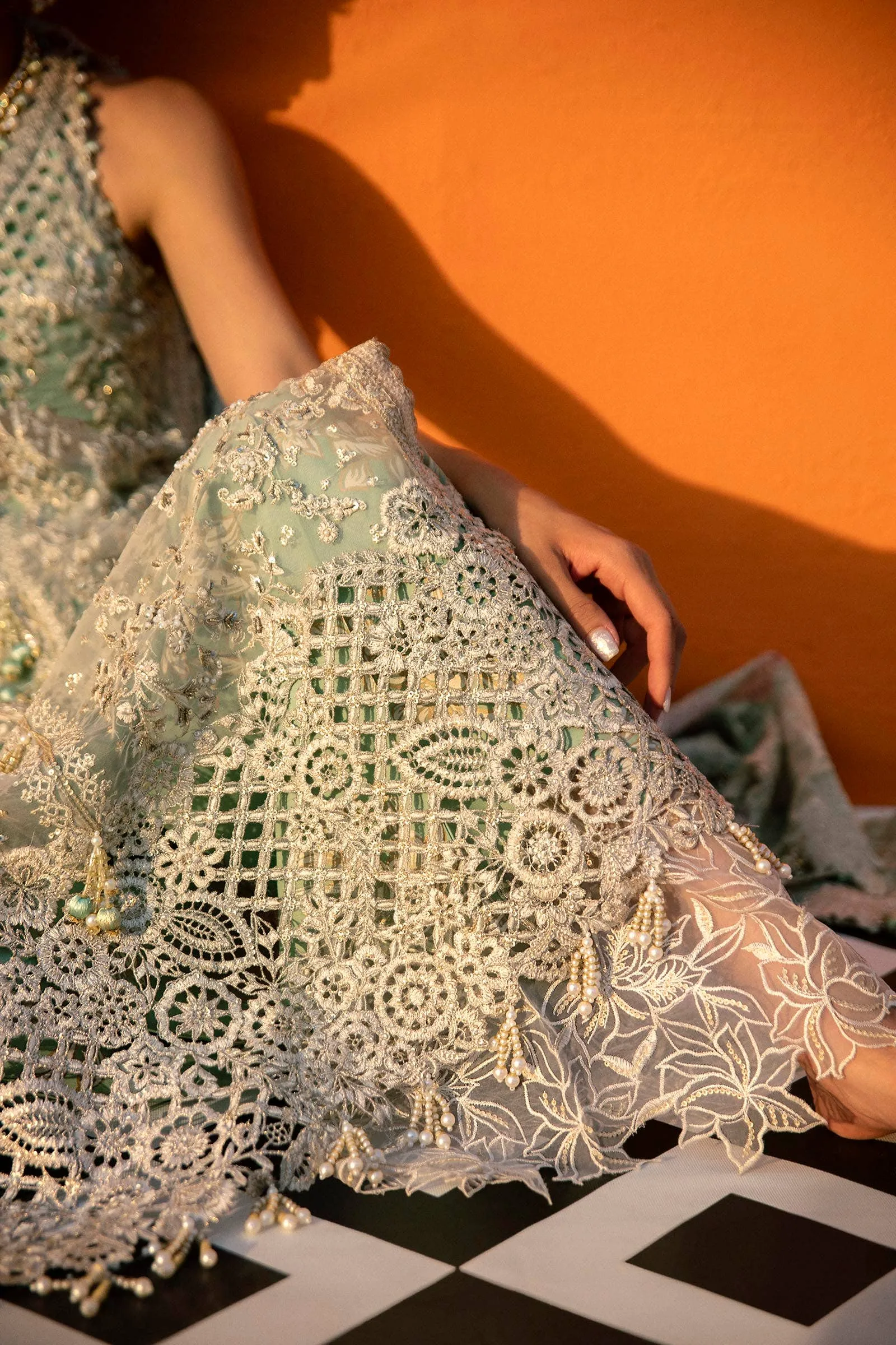 SANA SAFINAZ | NURA FESTIVE 24 vol-1  | N241-007-3CV