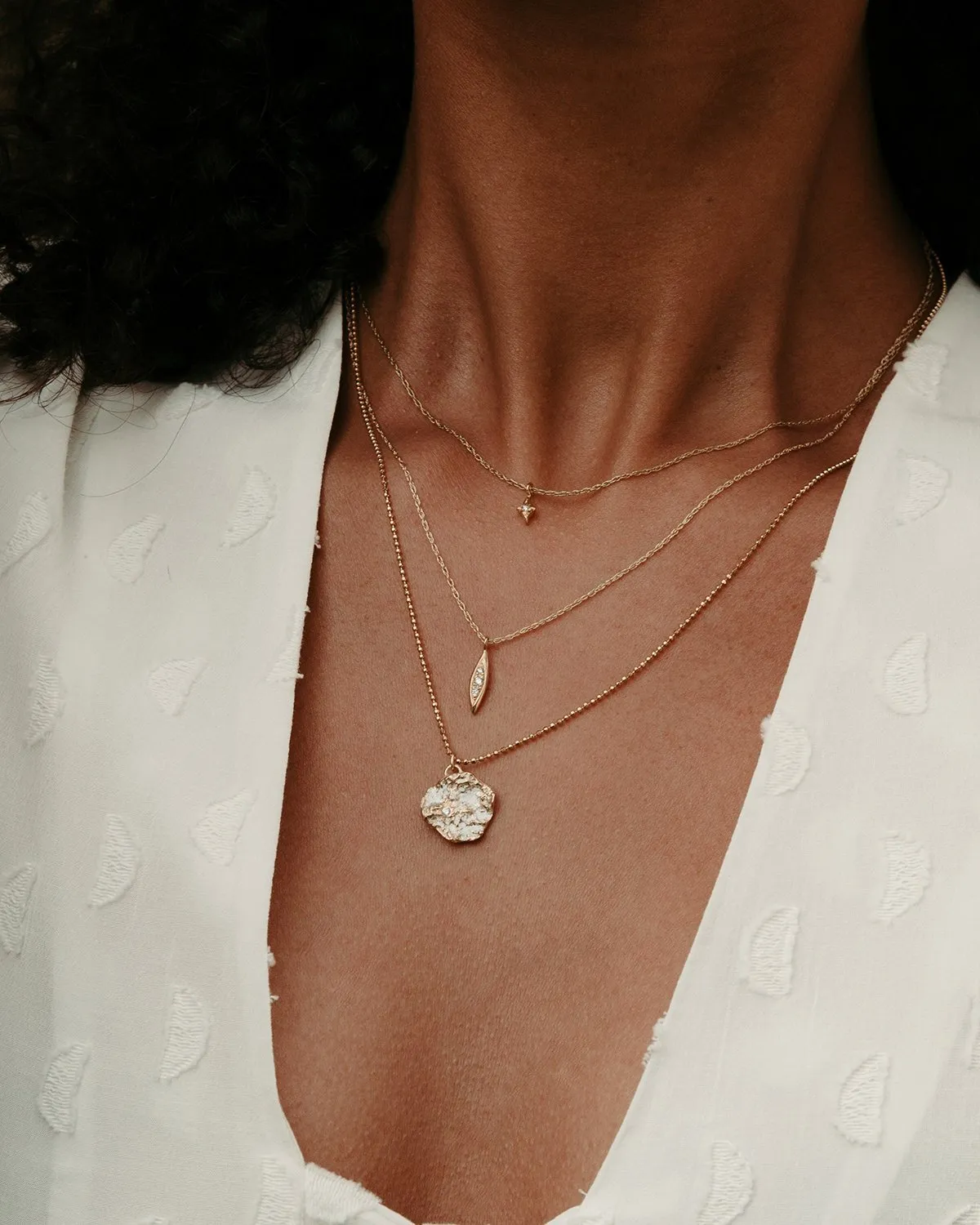 Solid Gold Modern Triple Diamond Peak Necklace