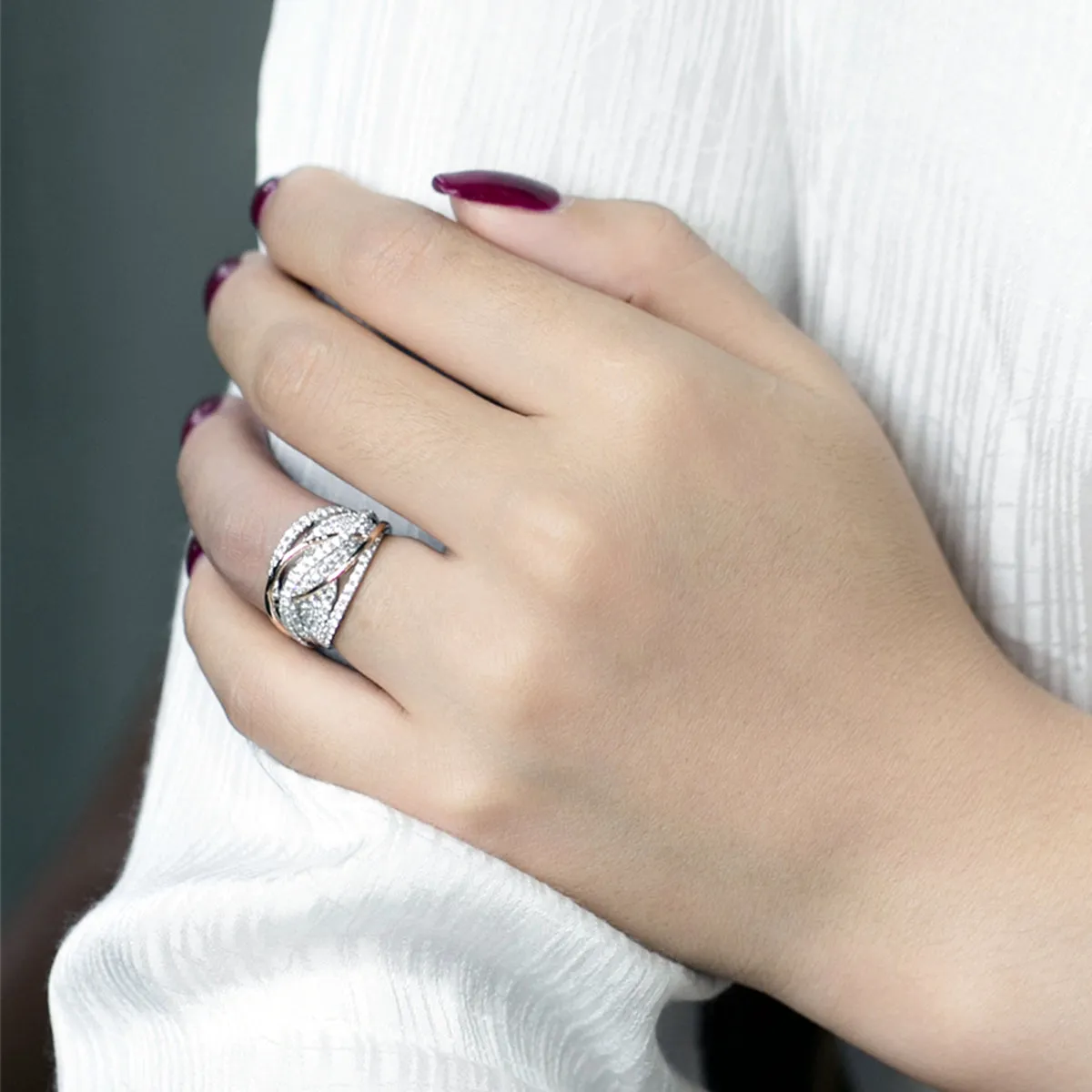 Two Tone 1.5CTW Diamond Overlapping Cross Ring