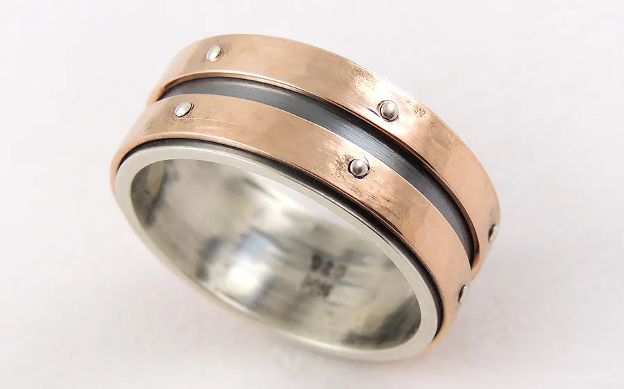 Unique gold wedding ring