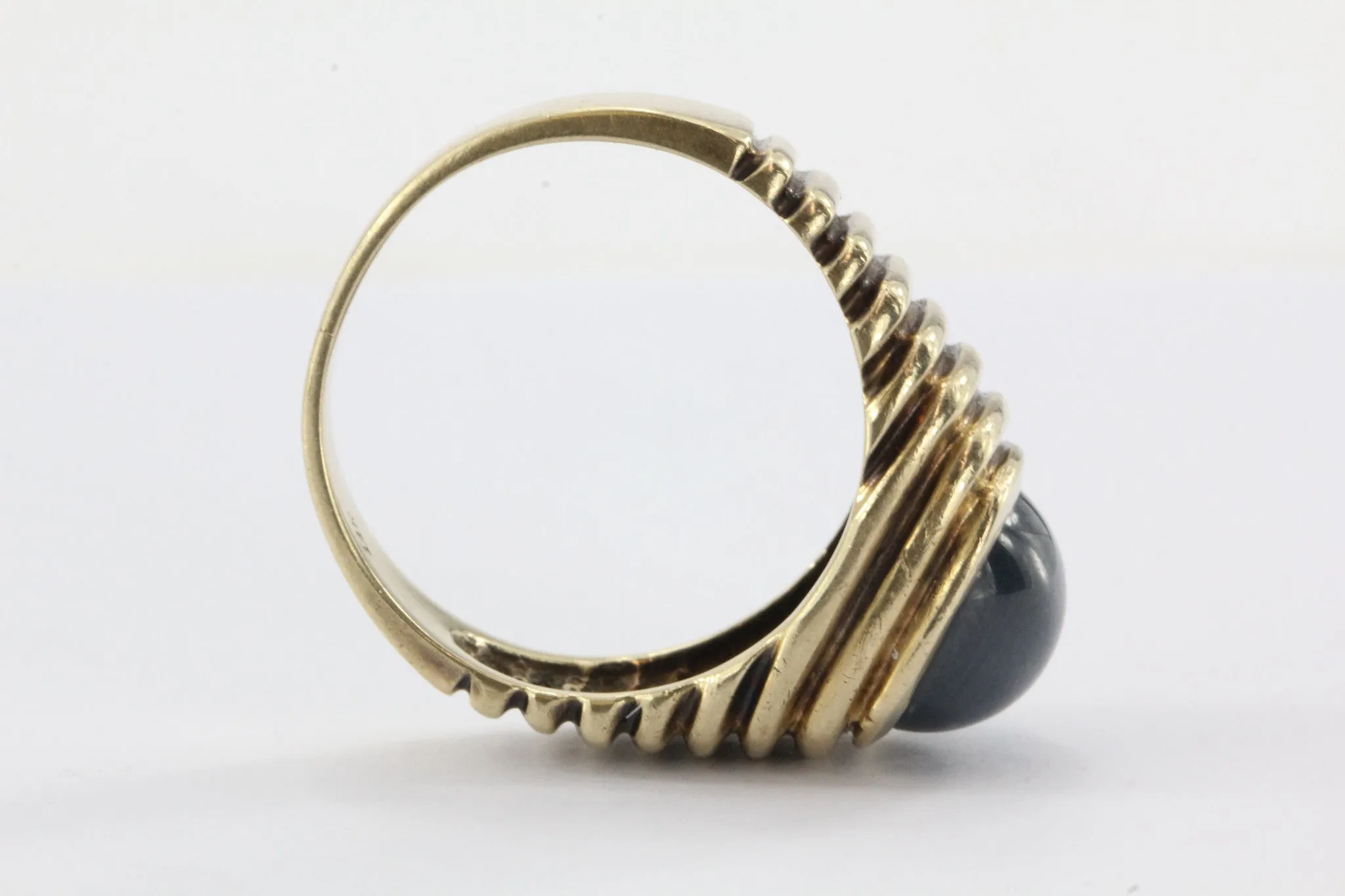 Vintage Art Deco 14K Gold Grey Star Sapphire Mens Ring