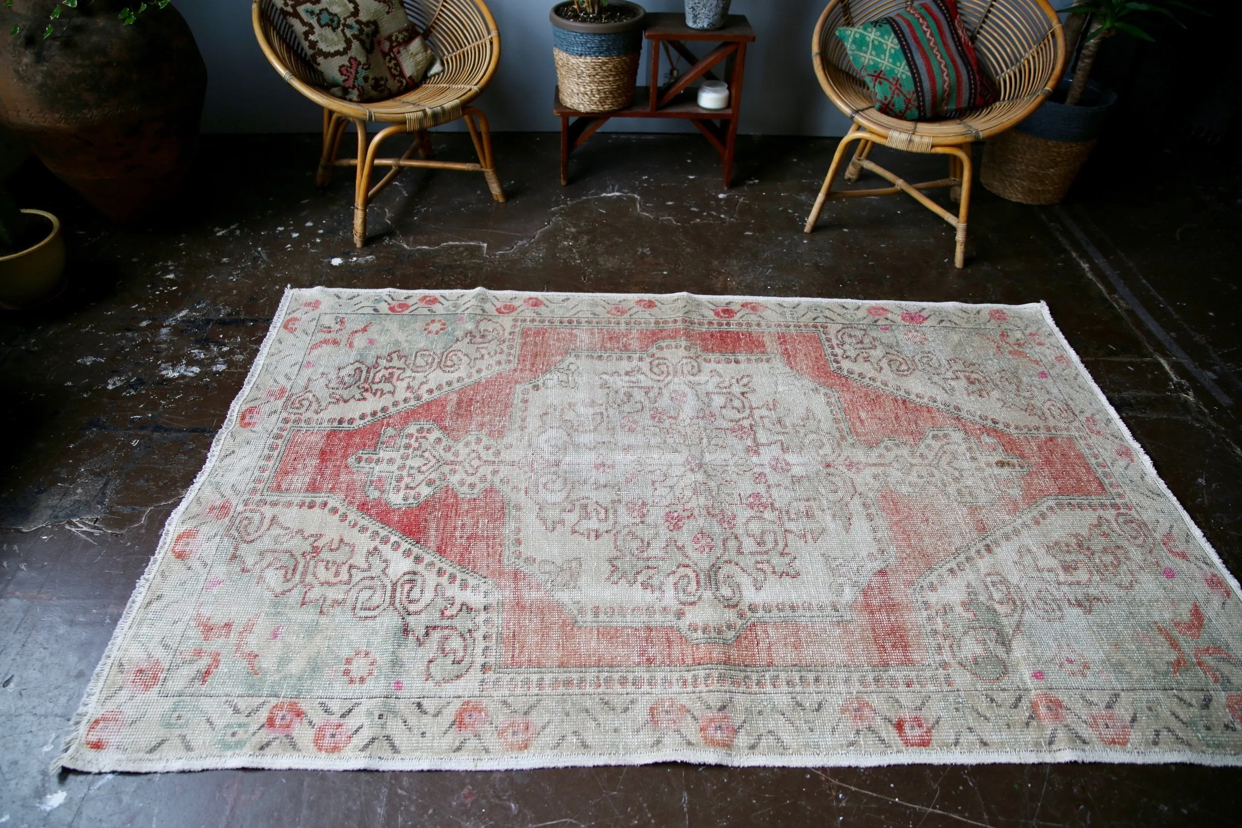 Vintage Faded Anatolian Rug 4.5ftx7ft