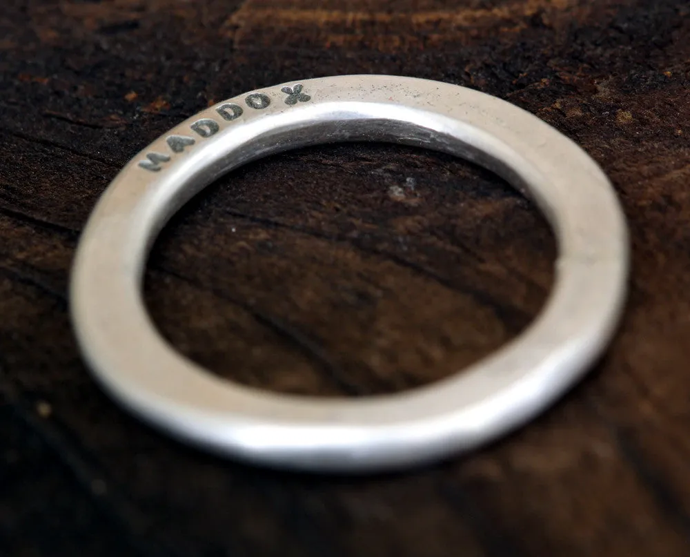 Wide Band Personalized Hammered Band Ring (S0274)