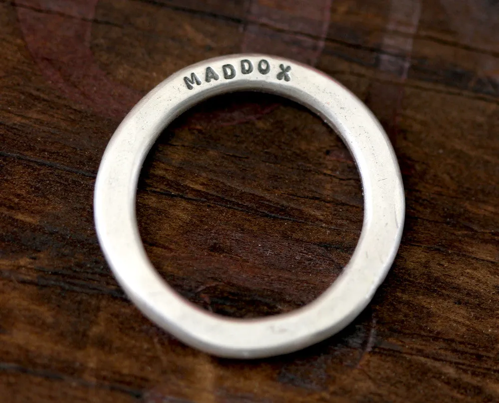 Wide Band Personalized Hammered Band Ring (S0274)